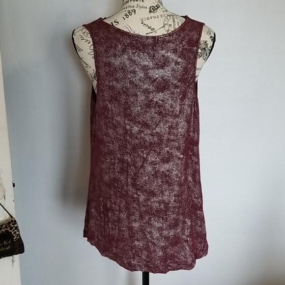 Burgundy and silver tank size L - Picture 2 of 3